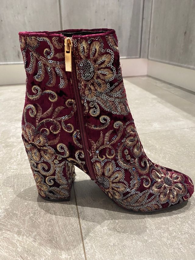 Botines burdeos con lentejuelas, 41