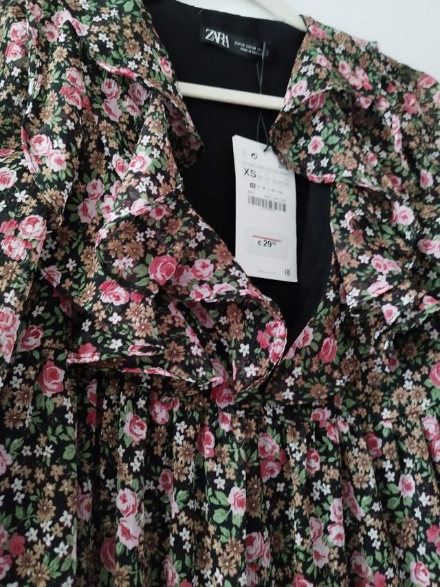 vestido zara con etiqueta