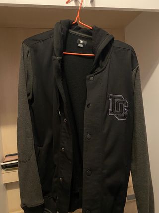 chaqueta dc