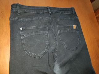 Pantalón negro para chica o mujer