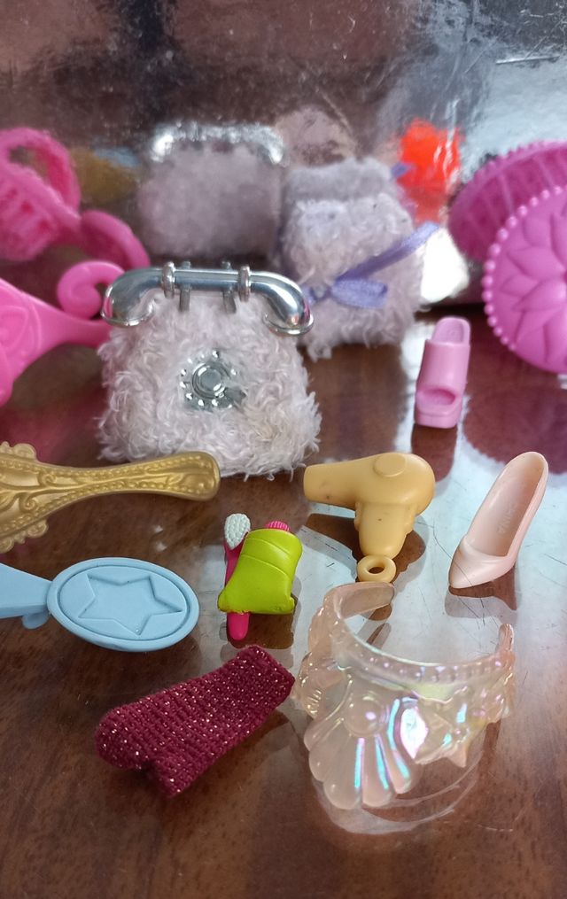 Lote de accesorios de muñeca