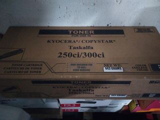 toner kyocera 250ci/300ci.