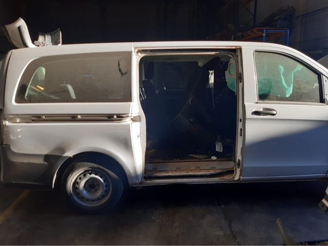 Mercedes Vito  clase v 