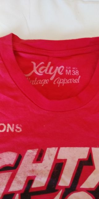 Dos camisetas vintage