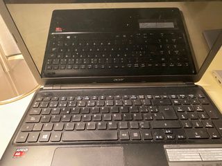 Acer Aspire E1-522