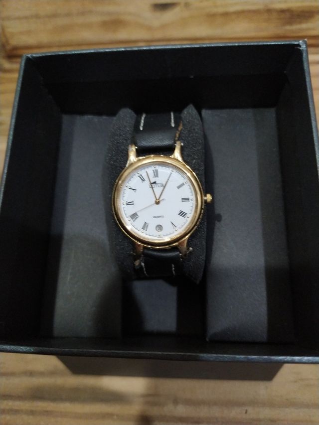 RELOJ LOTUS