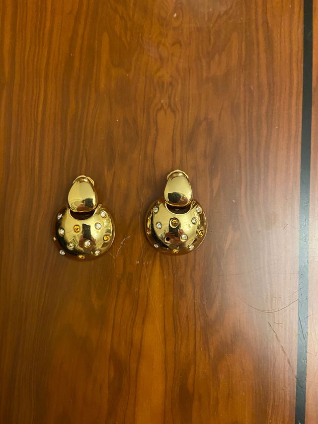 PENDIENTES DORADOS con perlitas de cristal