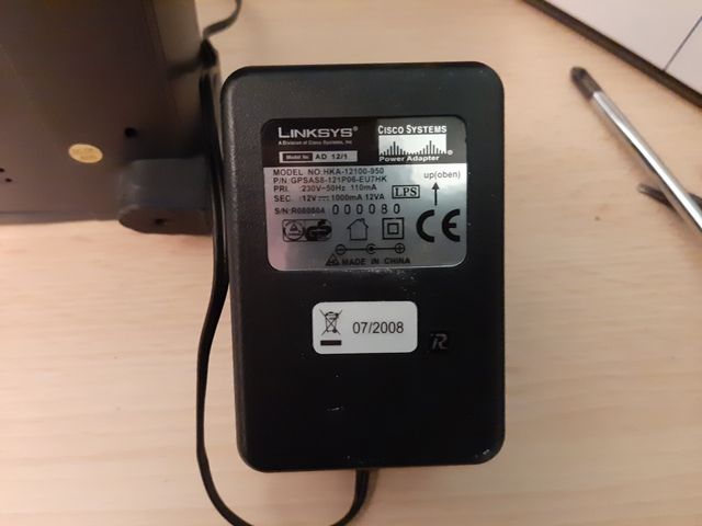 Linksys EZXS16W 16-Port Switch