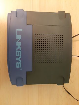 Linksys EZXS16W 16-Port Switch