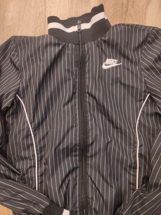 Chaqueta Nike  chica