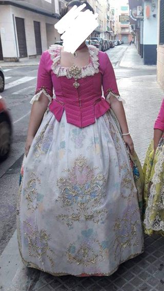 Traje fallera 