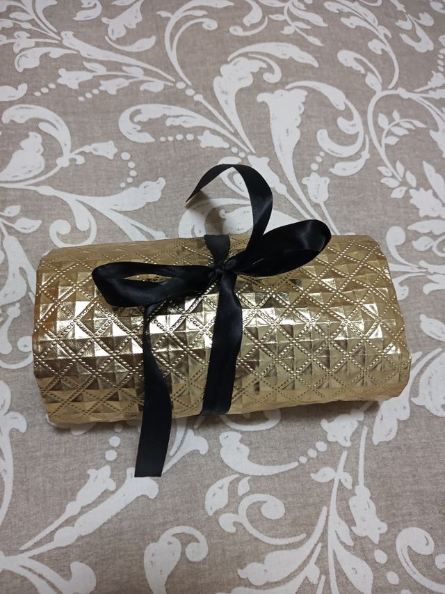 joyero viaje dorado y negro.