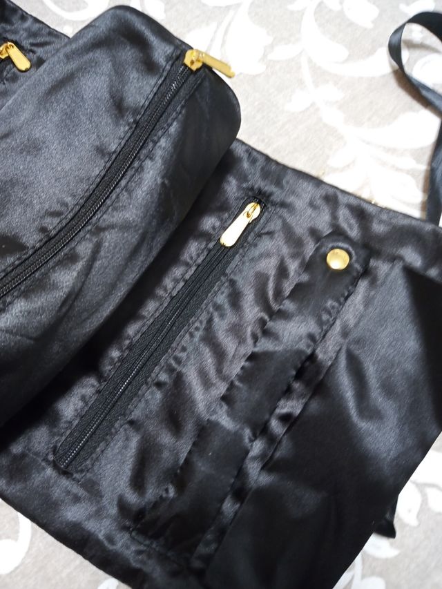 joyero viaje dorado y negro.