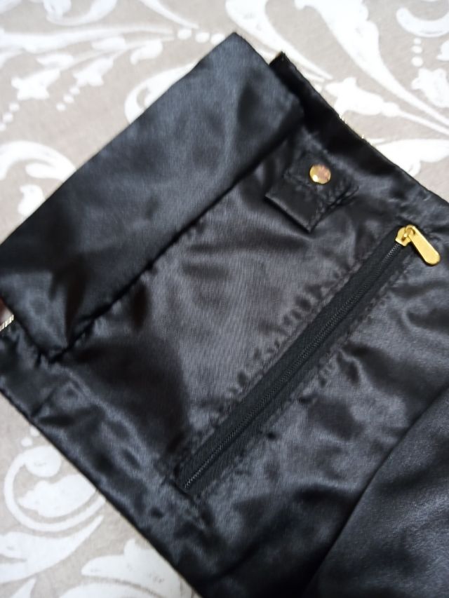 joyero viaje dorado y negro.