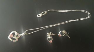 Conjunto collar y pendientes