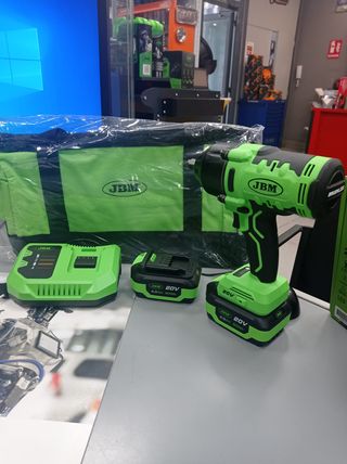 KIT PISTOLA IMPACTO A BATERIA 1/2"  JBM