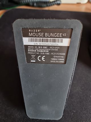 Raton y base para cable Razer