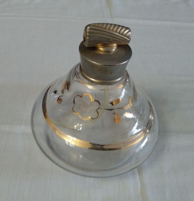 Juego de tocador antiguo