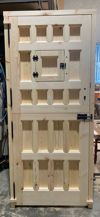 Puerta rústica Partida.