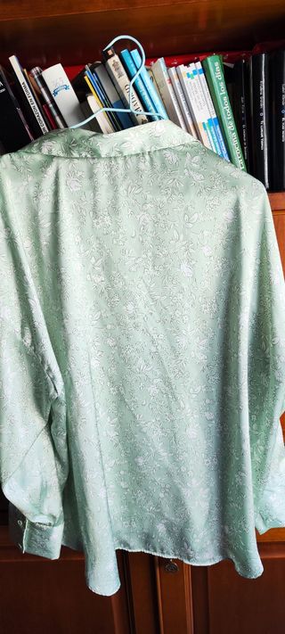 Camisa sin estrenar verde menta