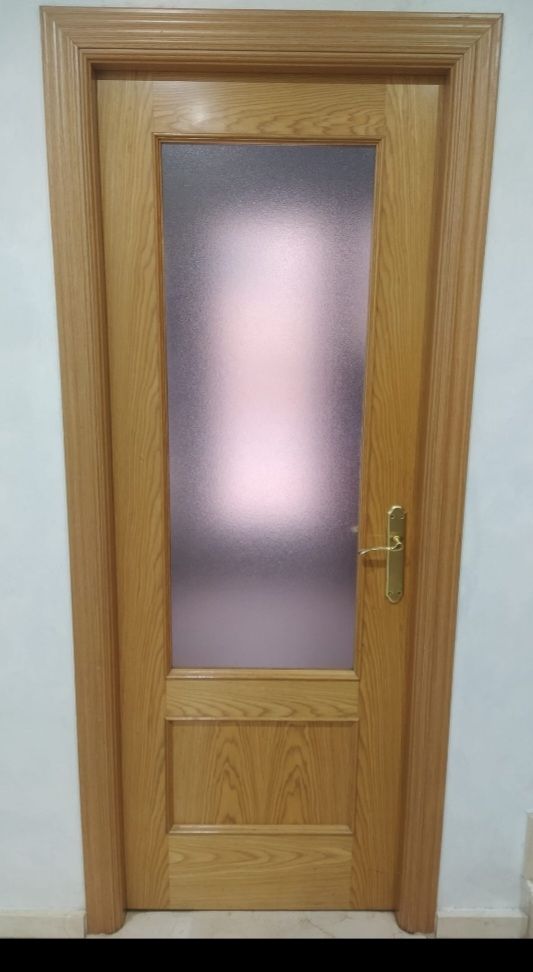 Puerta roble