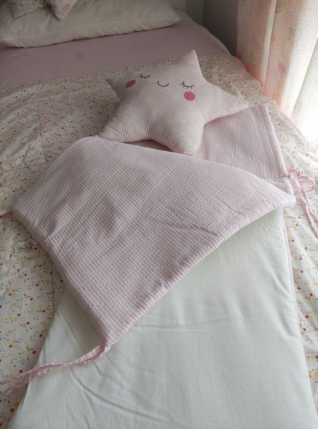 Edredón cuna + 2 juegos protectores