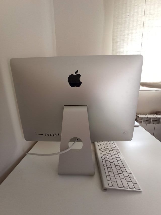 iMac (21,5 pulgadas, finales de 2013)
