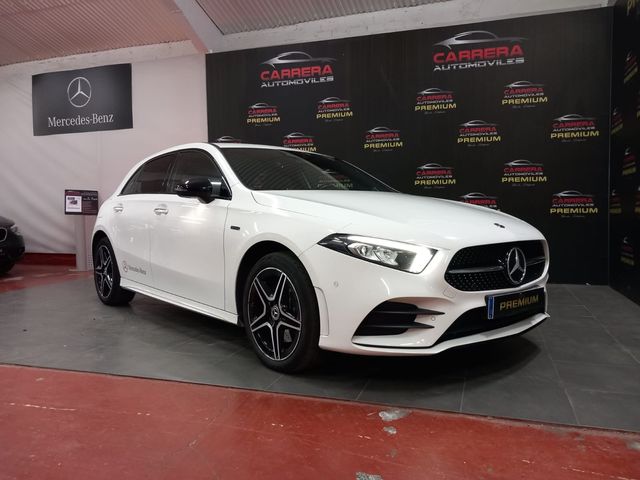 FLAMAN Mercedes-Benz Clase A250E PAK AMG LINE 2020