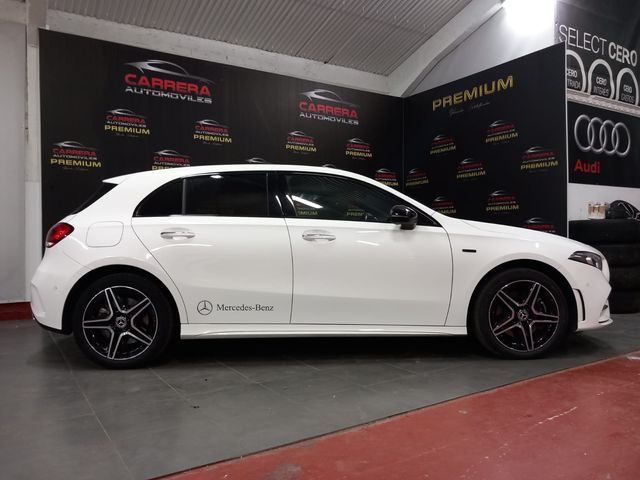 FLAMAN Mercedes-Benz Clase A250E PAK AMG LINE 2020