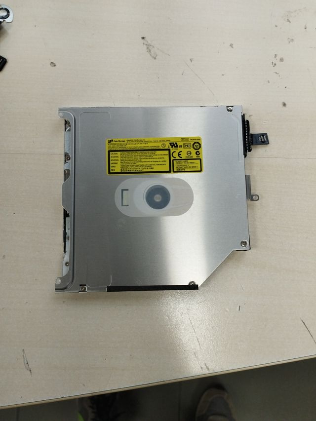 Material variado para MAC PRO A-1286