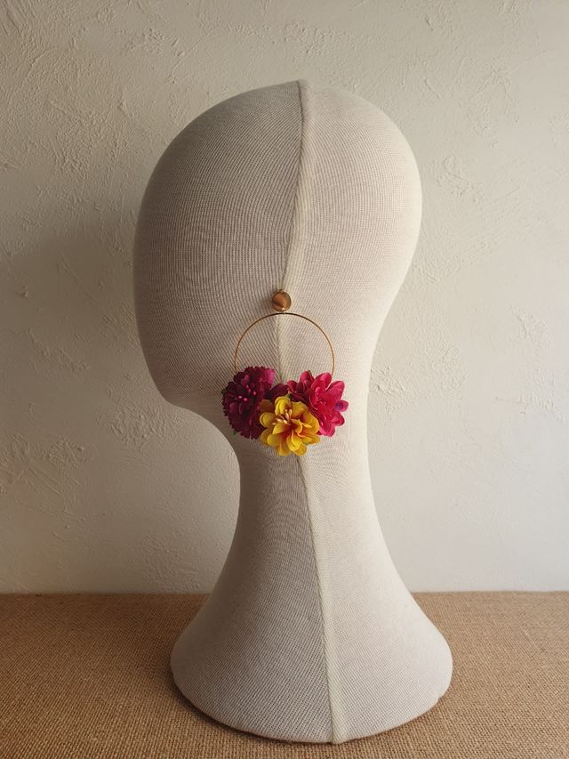 Conjunto Pendientes y peinecillos