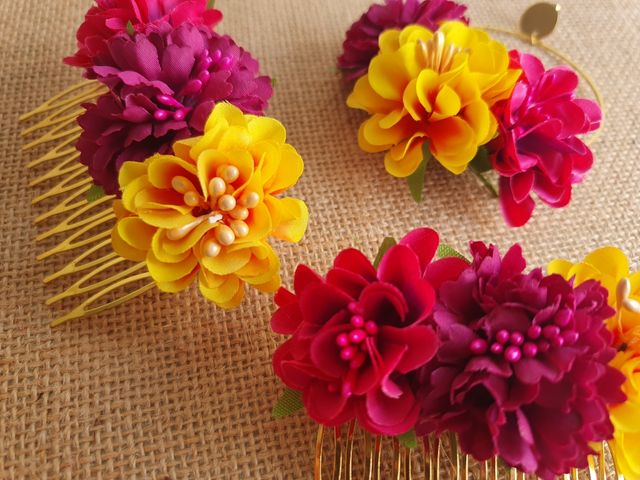 Conjunto Pendientes y peinecillos