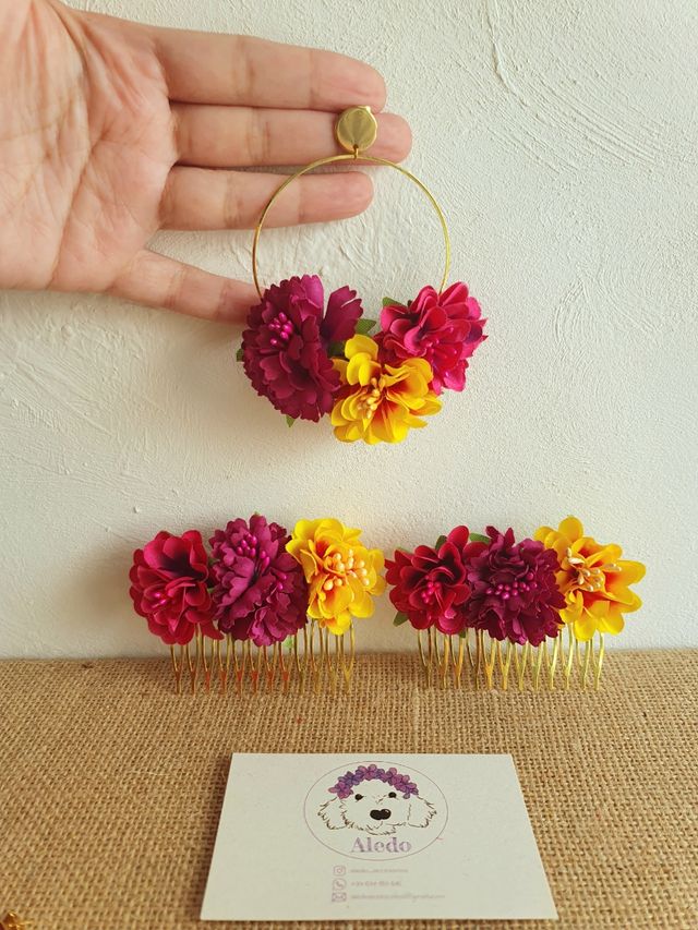 Conjunto Pendientes y peinecillos