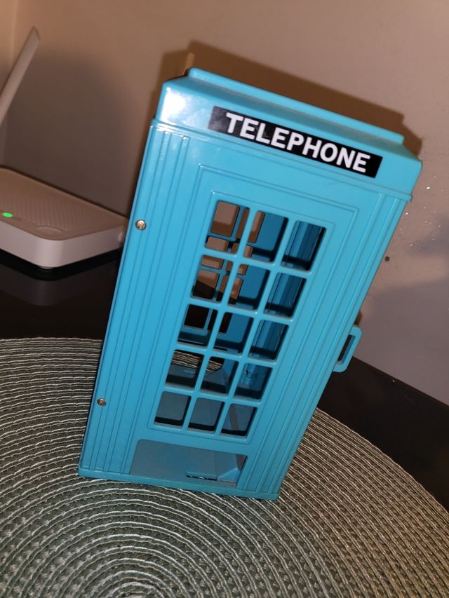 cabina telefonica Margot