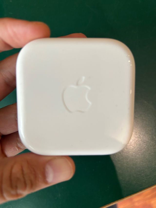 Auriculares Apple nuevos