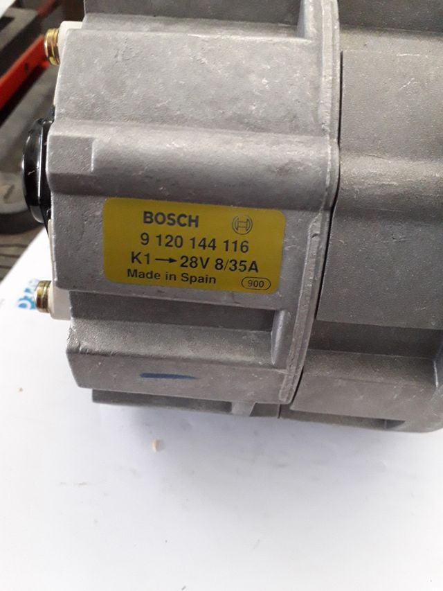 Alternador Bosch 28V 35A