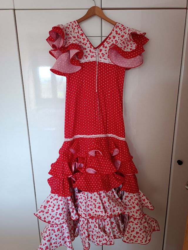 Traje de flamenco para raparigas