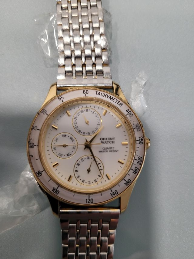 Reloj vintage de cuerda ĶIPLÉ