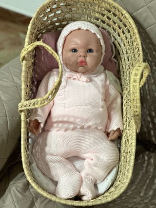 BEBÉ NIÑA DE SILICONA