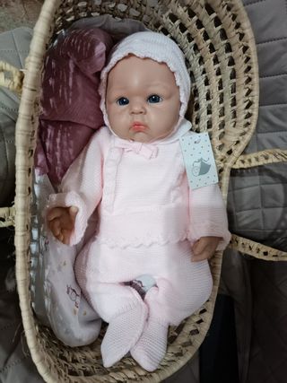 BEBÉ NIÑA DE SILICONA