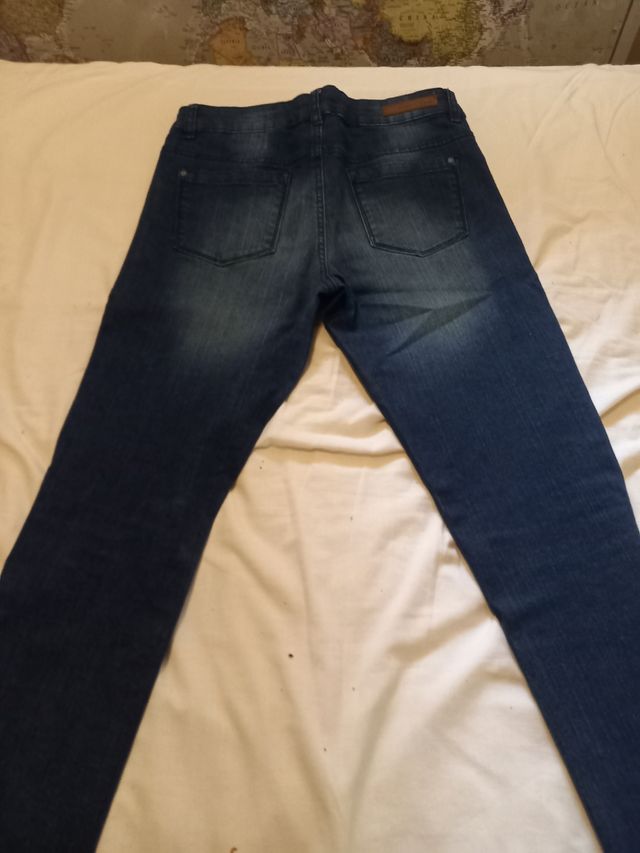 TRES PANTALONES VAQUEROS - TALLA M - MUJER