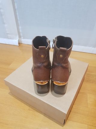 Botines piel marrón