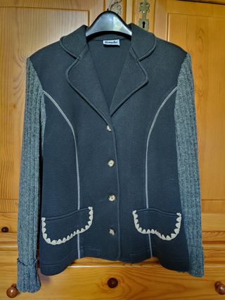 Chaqueta mangas de lana