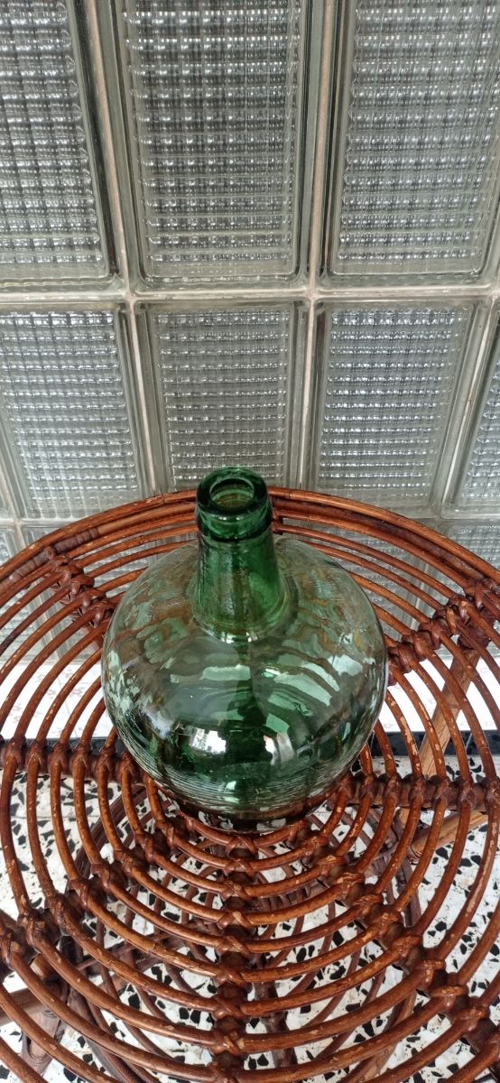 botella antigua damajuana