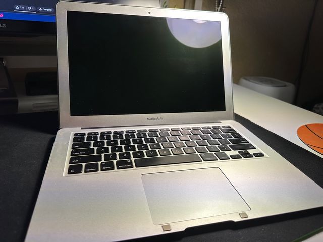 MacBook Air 13,3" i7