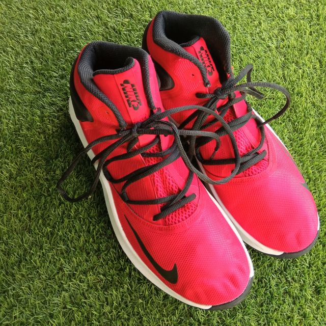 Nike Air Versitile IV