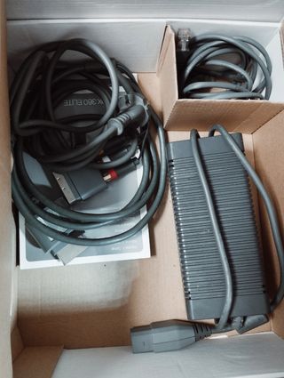 Xbox 360 Elite (120 GB) (Fat).
