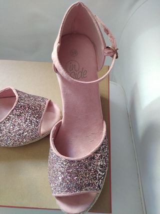 sandalias cuña rosas con strass