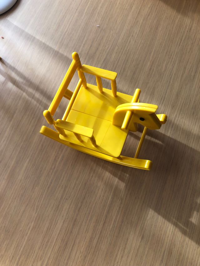 Conjunto de mobiliario de barriguitas