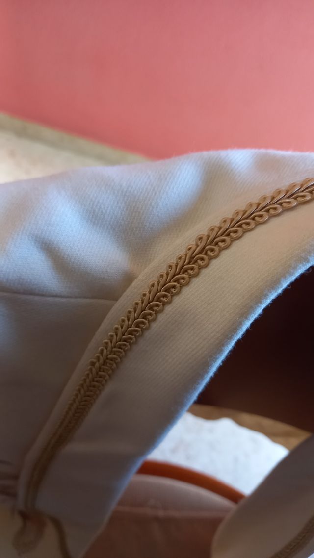 CHAQUETILLA DE CORTO FLAMENCA